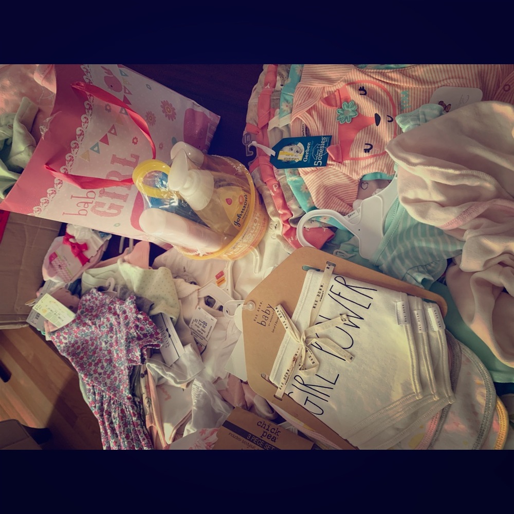 New born- 12 mo Baby girl clothes/accessories